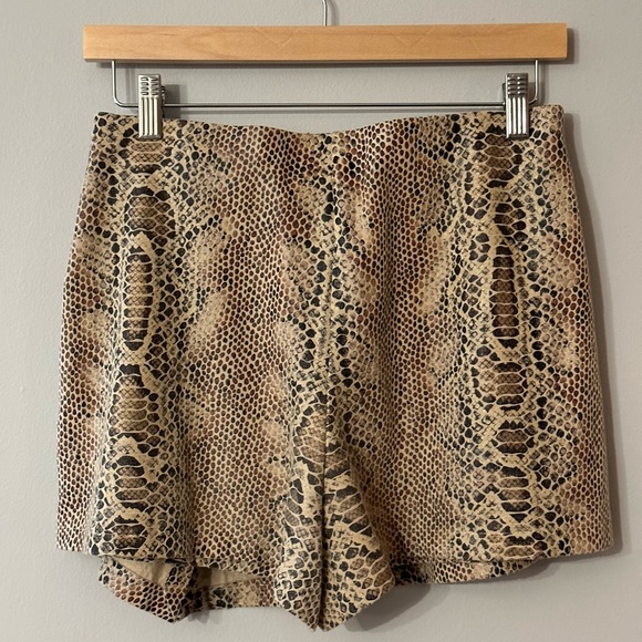 HAUTE Monde Reptile Print Skort Mini Skirt - Picture 4 of 8